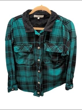 Black and Emerald Green Plaid Sherpa Lined Jacket Outdoors Gorpcore Flannel
